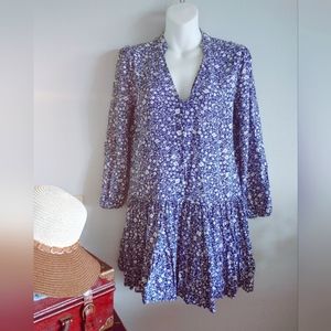 Francesca's Navy and white Baby doll dress